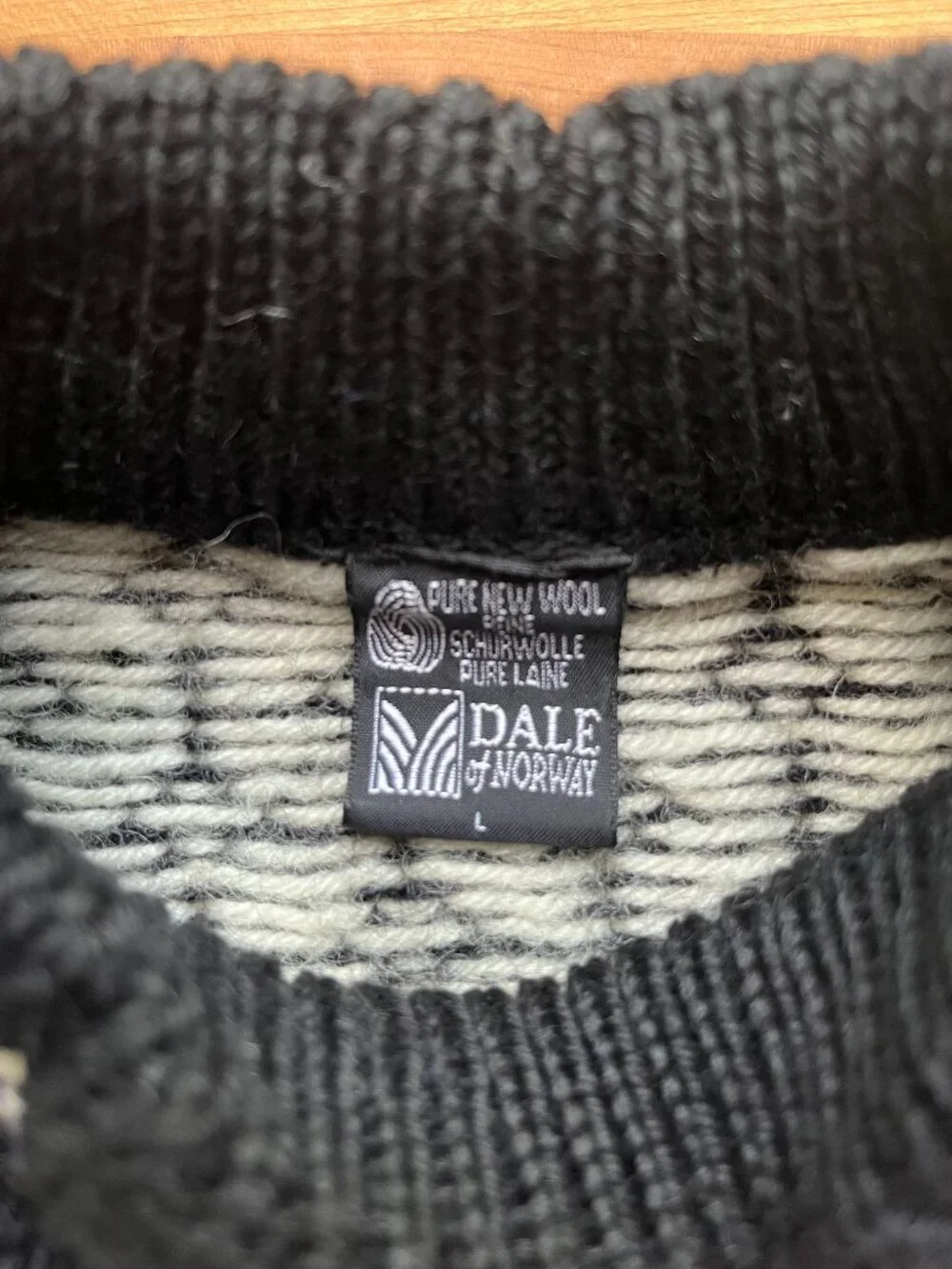 Vintage Dale of Norway Wool Sweater – Size Large